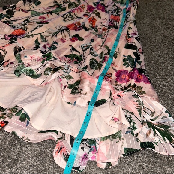 Banana Republic Botanical Print Fit-and-Flare Maxi Dress - Picture 10 of 11